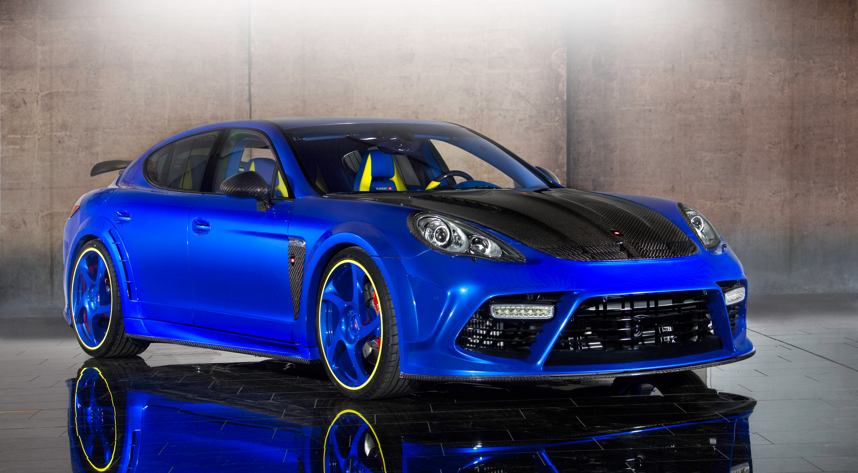 Mansory reveals it`s customized Porsche Panamera Turbo
